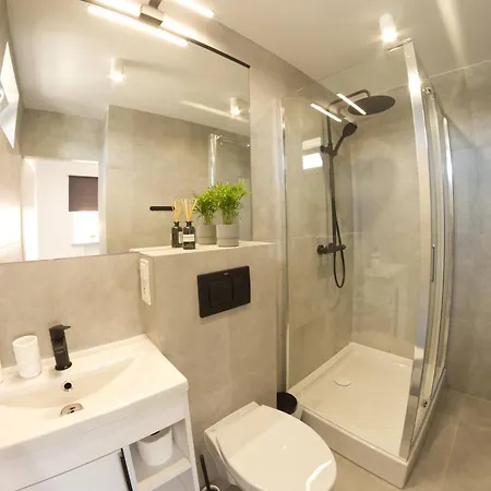 Marynarska 57 Kwatera prywatna