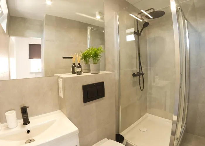 Marynarska 57 Kwatera prywatna